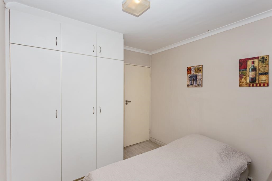 5 Bedroom Property for Sale in West Beach Western Cape